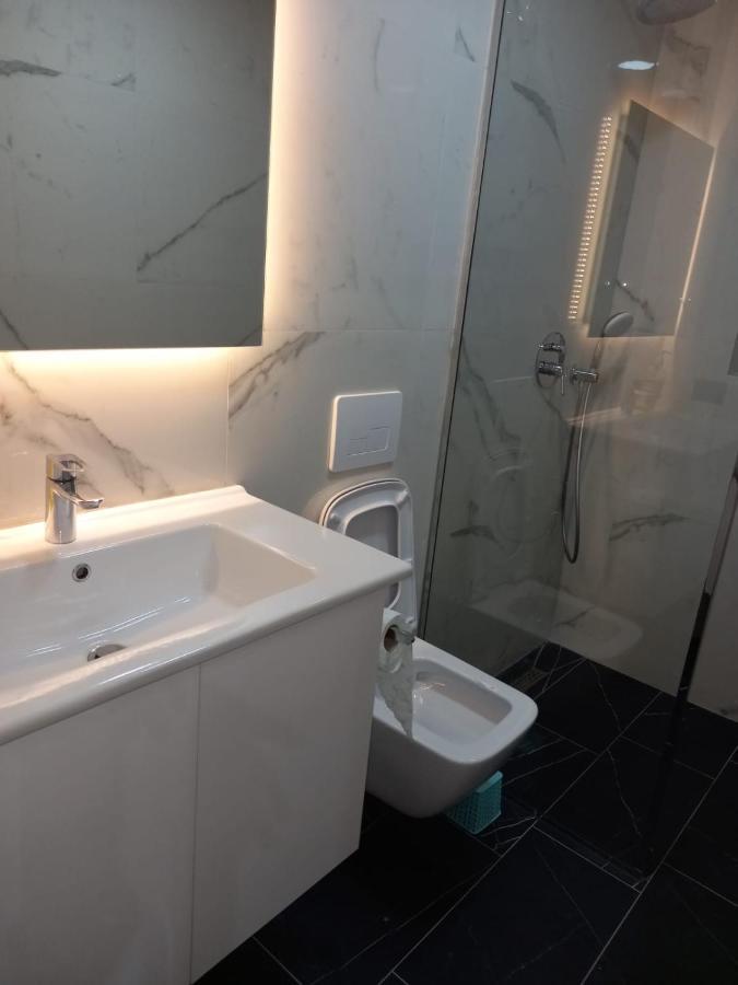 Djakbe Hotel Tiran Dış mekan fotoğraf
