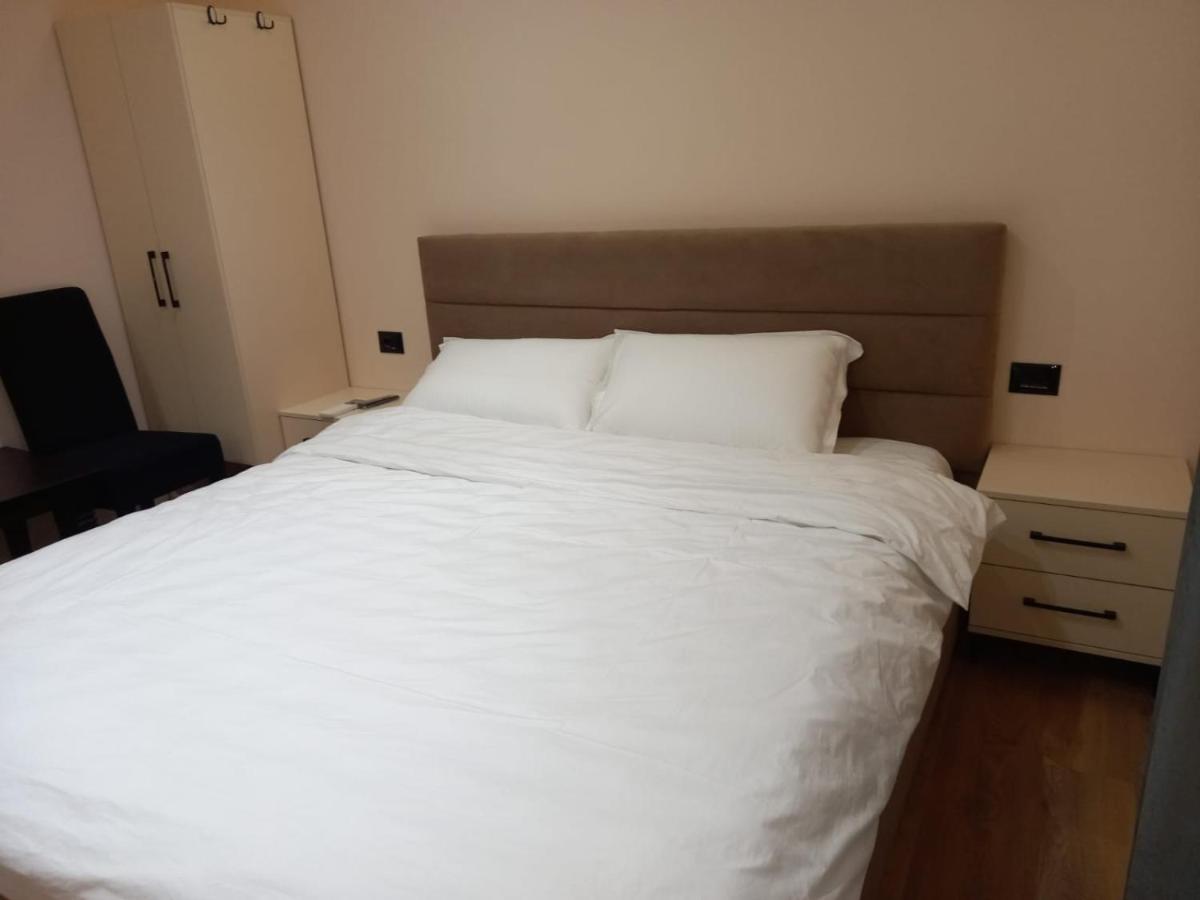 Djakbe Hotel Tiran Dış mekan fotoğraf